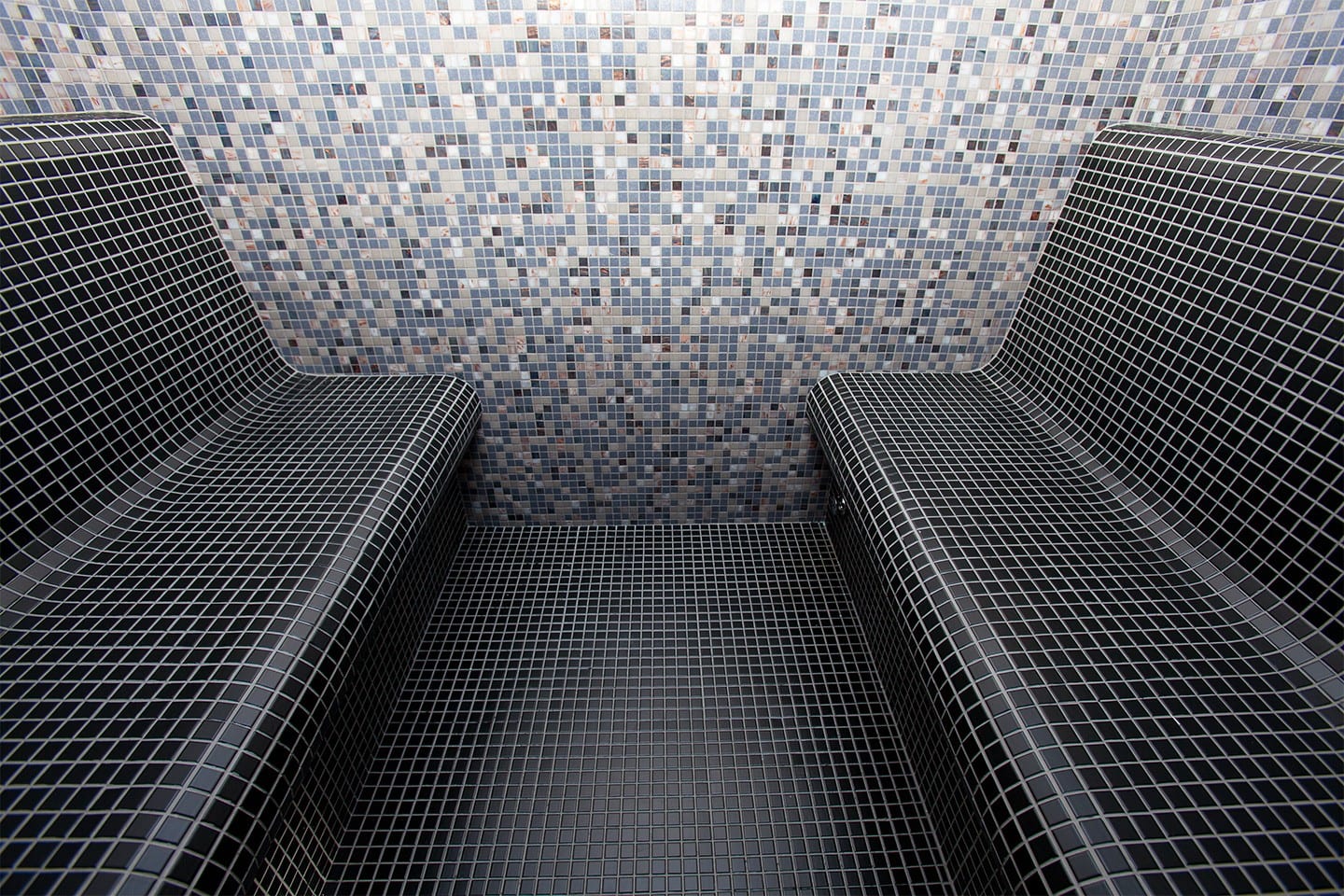 installation hammam en mosaique genève par labelpiscine